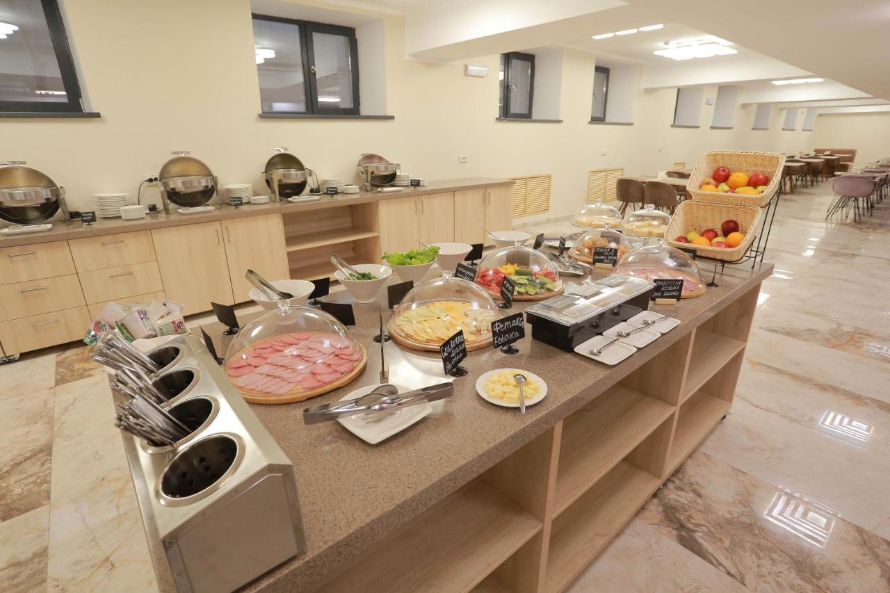Infinity Plaza Block 1 Otel Atyraū Dış mekan fotoğraf